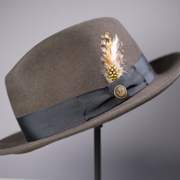 Goorin Bros Dean the Butcher Hat - Picture 1 of 10